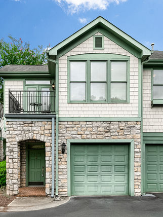 308 Presque Isle Lane, Bldg 300, Chapel Hill NC 27514 | Listing Price: $399,000 | Under Contract