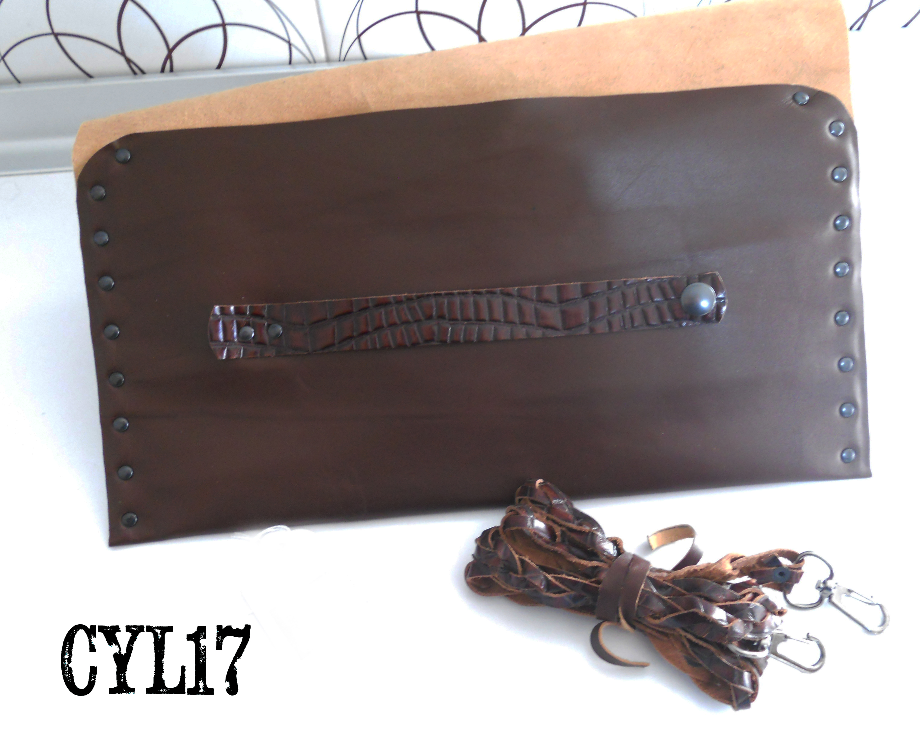 bag pochette clutch shoulderbag leather