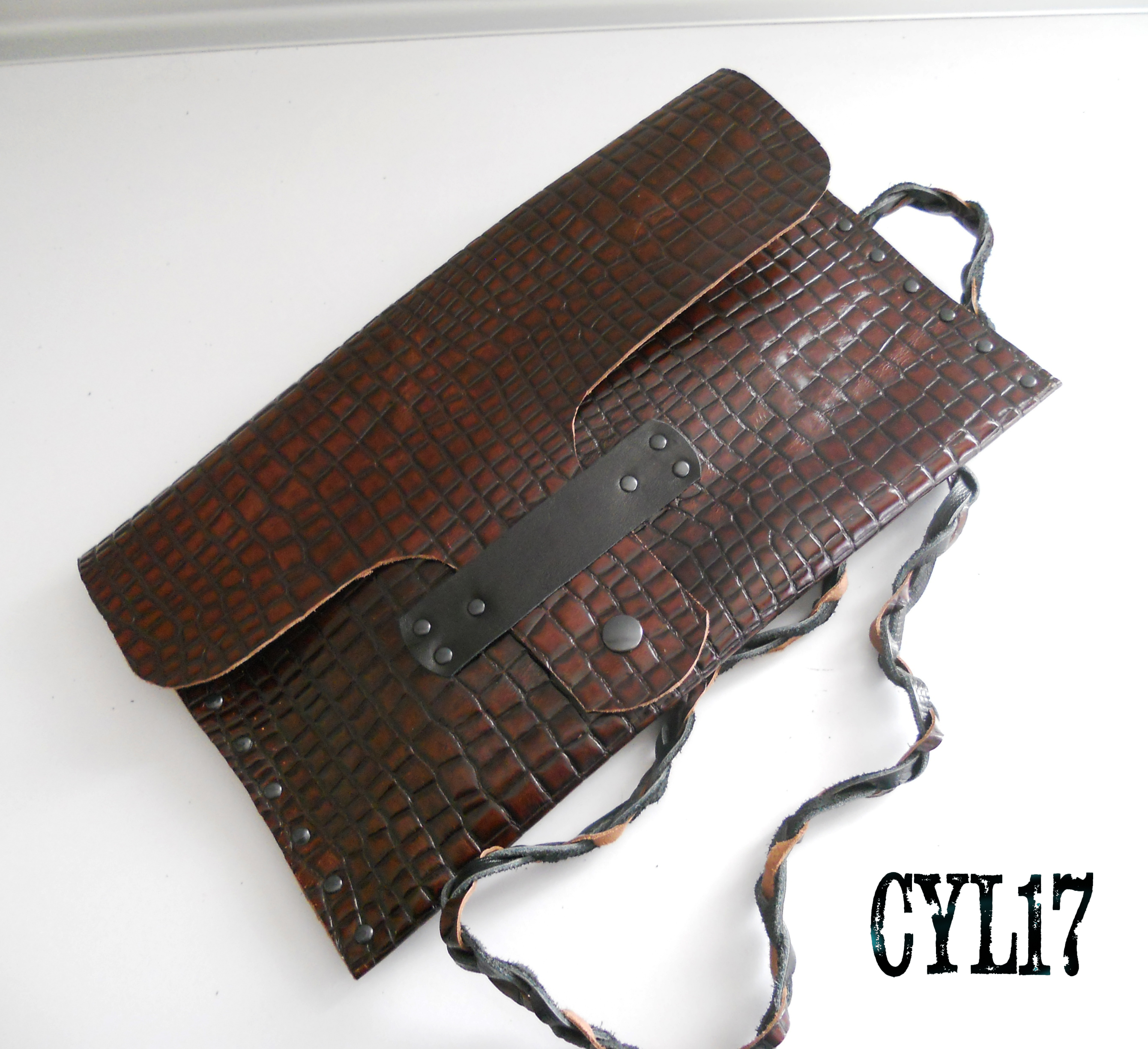 bag pochette clutch shoulderbag leather