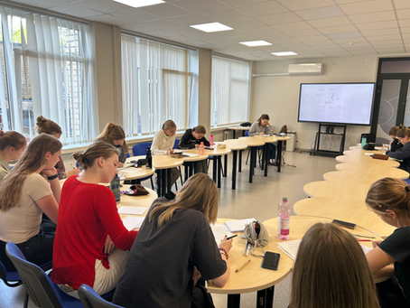 Antroji merginų matematikos stovykla