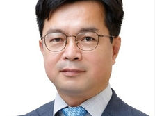 프로필: 금융위 사무처장 신진창