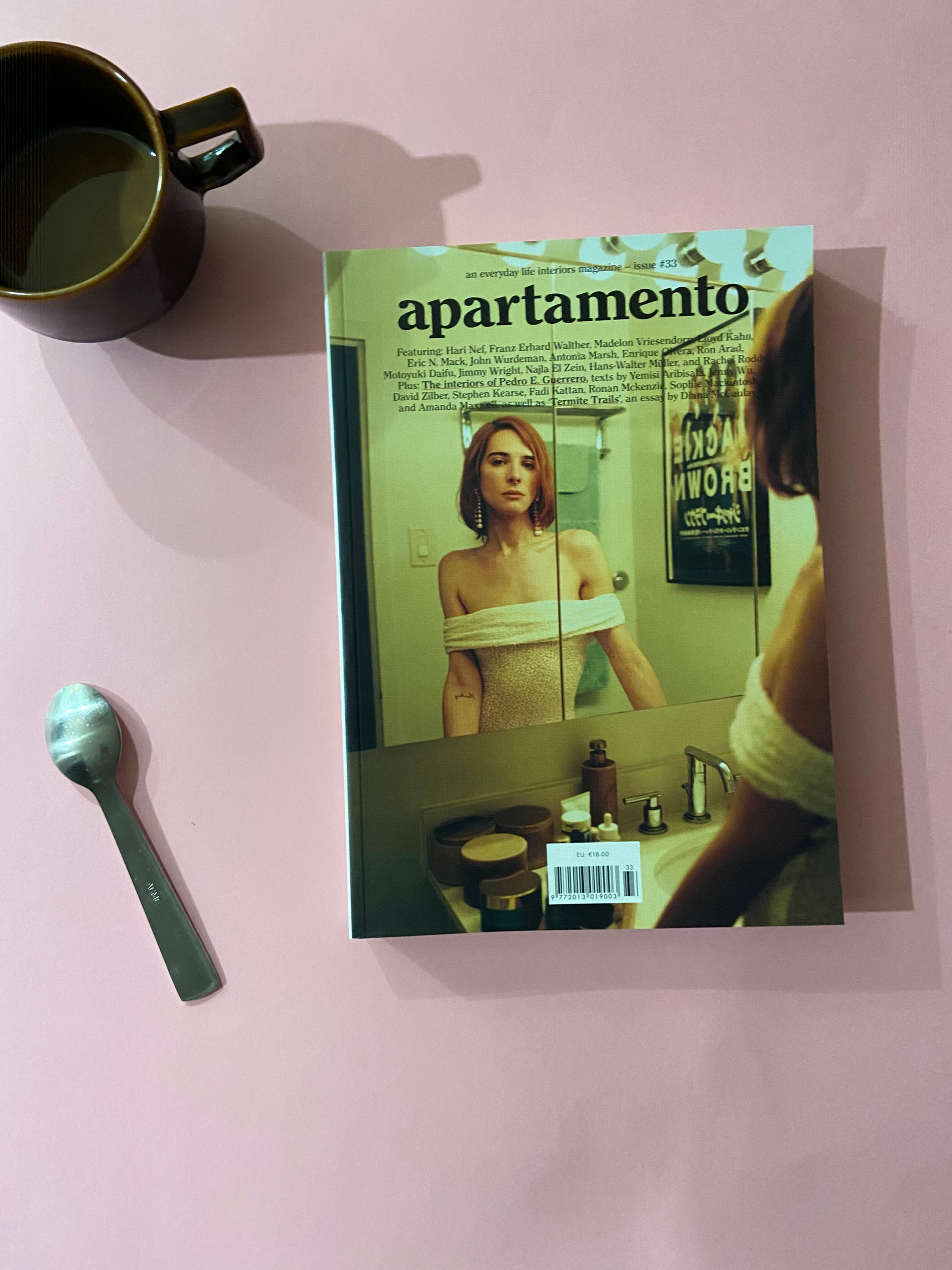 Apartamento Magazine #33