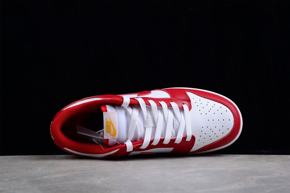 Miniaturbild: Designer Sneakers