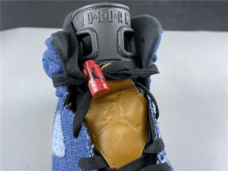 Thumbnail: Designer Sneakers