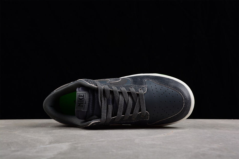 Thumbnail: Designer Sneakers
