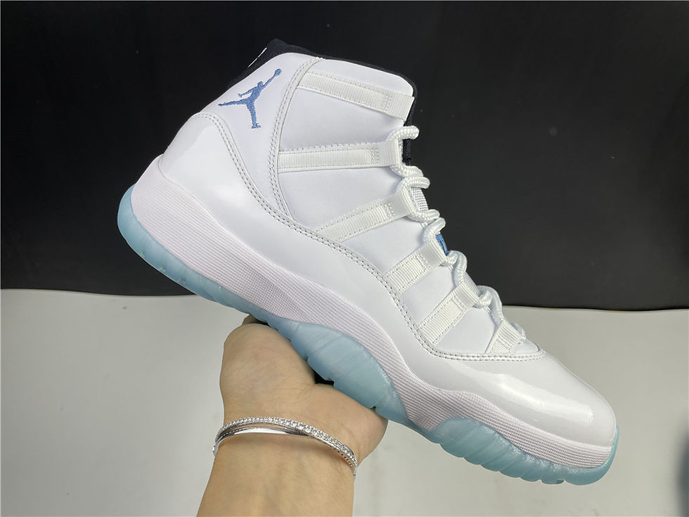 Thumbnail: Designer Sneakers