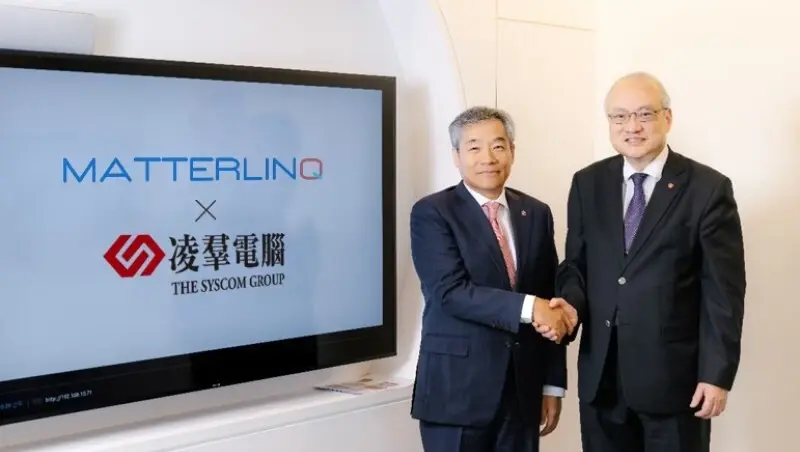 MATTERLINQ為企業建立全新工作邏輯。鈦度科技創辦人兼執行長Steven Wang (左) 與凌羣電腦總經理劉瑞隆。