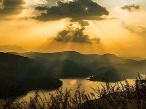 Croire que nos enfants réussiront à nous guérir de nos parents