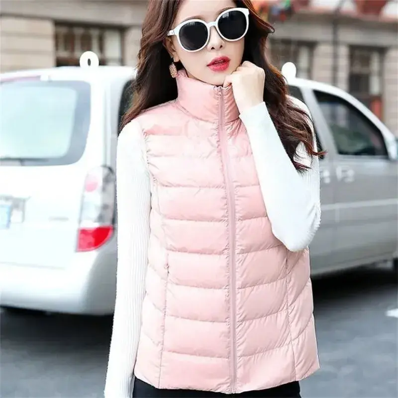 Miniatura: Women's Ultralight Down Vest Sleeveless Padded Warm Outdoor Vest/Jacket M-8XL