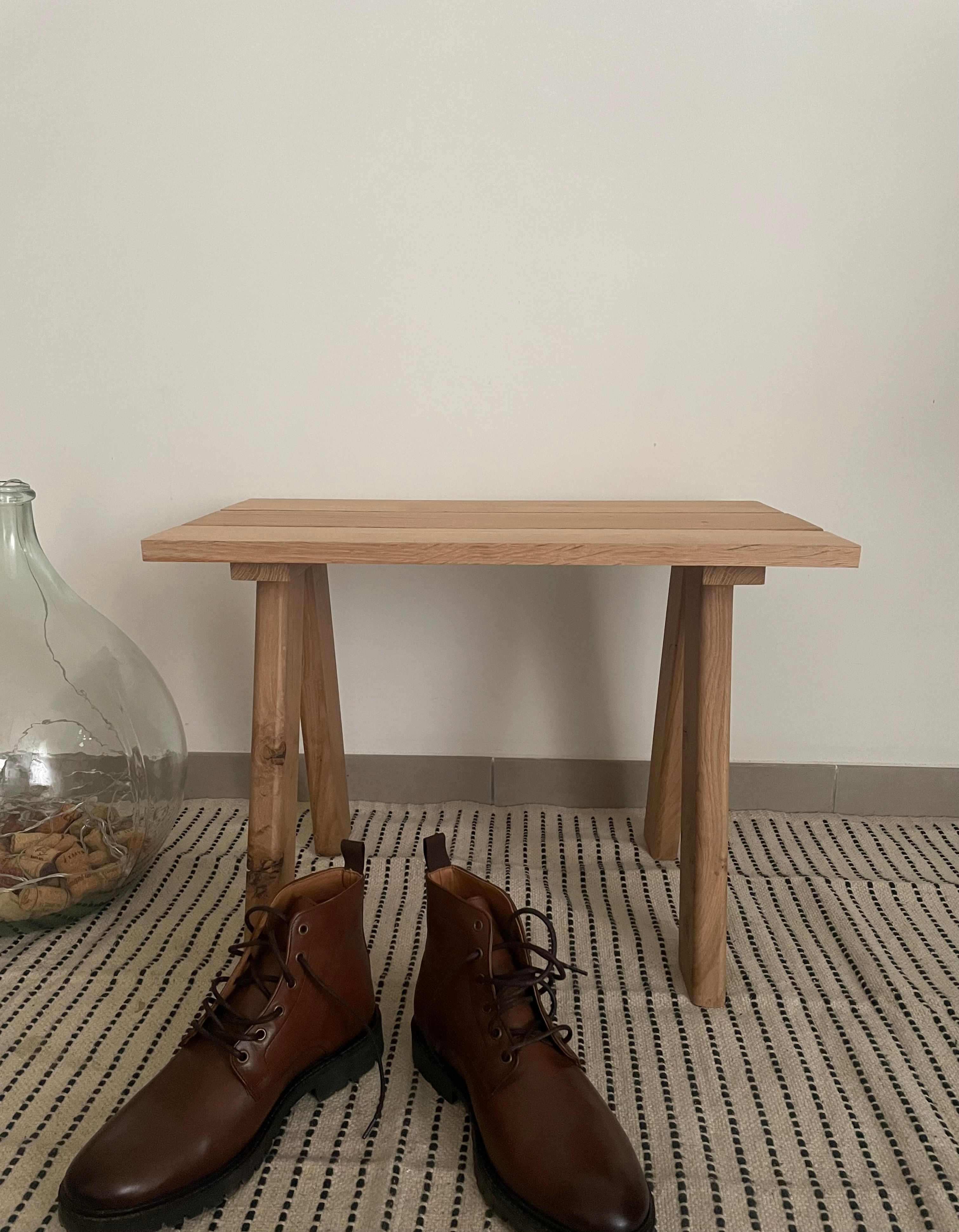 Banc en chêne massif fait main - Pas de porte