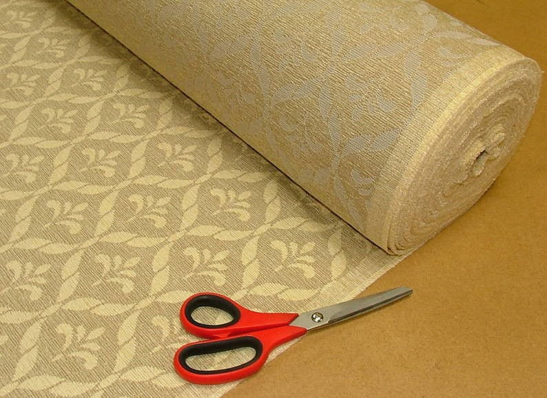 £4 A METRE