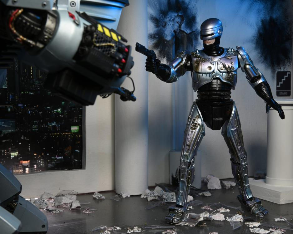 Miniatura: RoboCop Ultimate Battle Damaged RoboCop with Chair