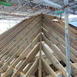 Roof hip end