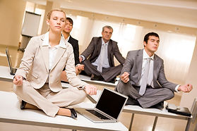 Yoga para empresas em Santo Ângelo na DERLLIN