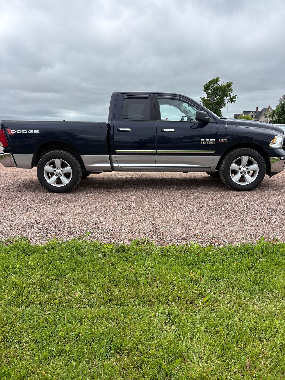 Thumbnail: AS IS 2016 Ram 1500 slt 4wd 196,216km