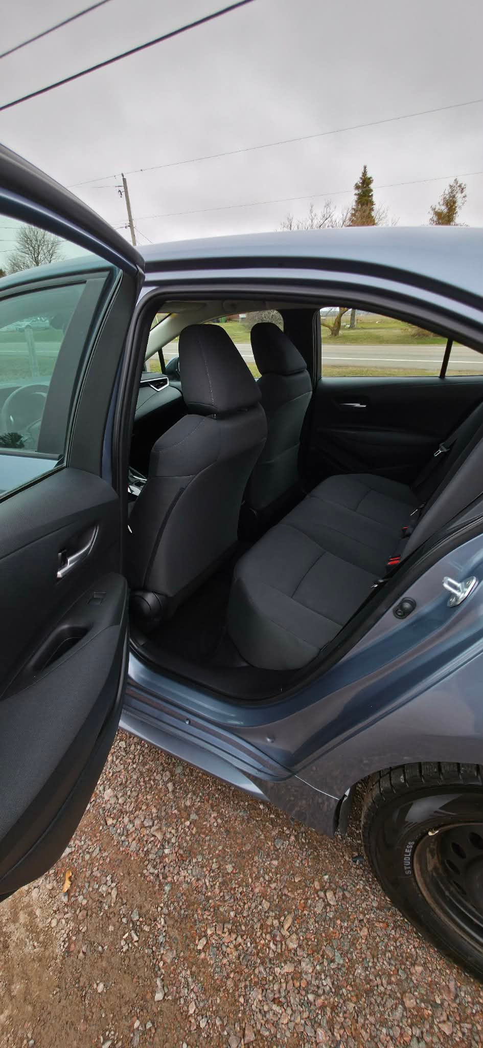 Thumbnail: 2021 Corolla LE 77,000km ( $174 Bi-Weekly taxes in )