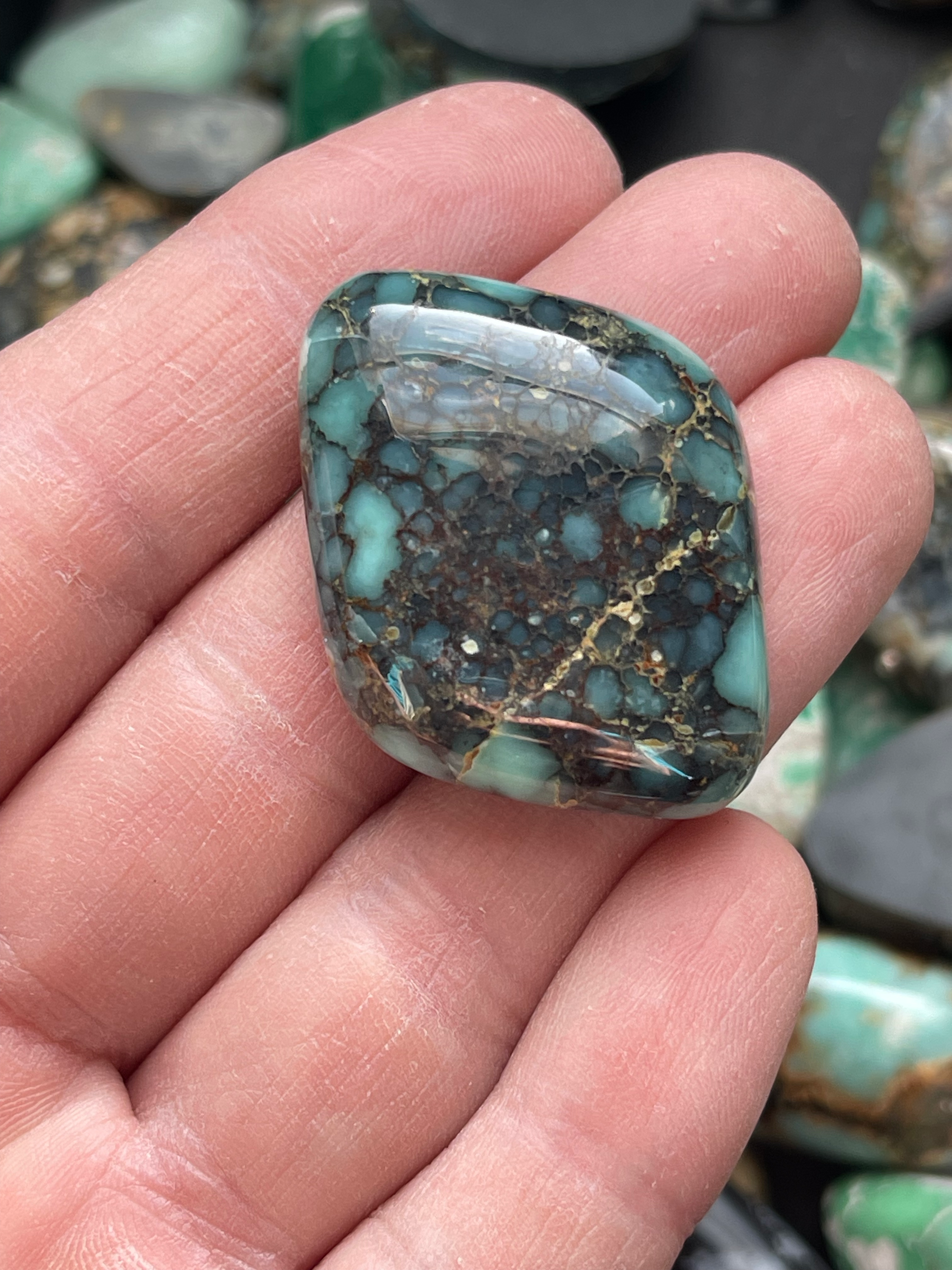 High grade Seven Dwarfs Cabochon 