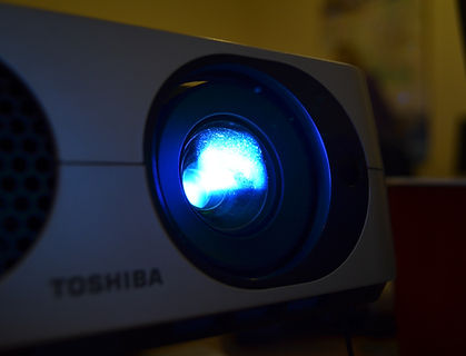 projector-428664.jpg