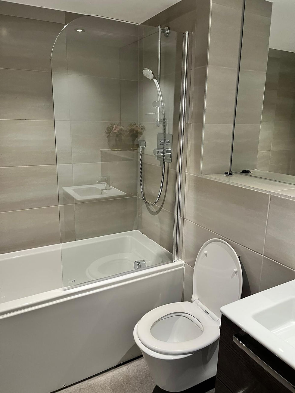 Clean bathroom deep cleaning Birmingham project results.