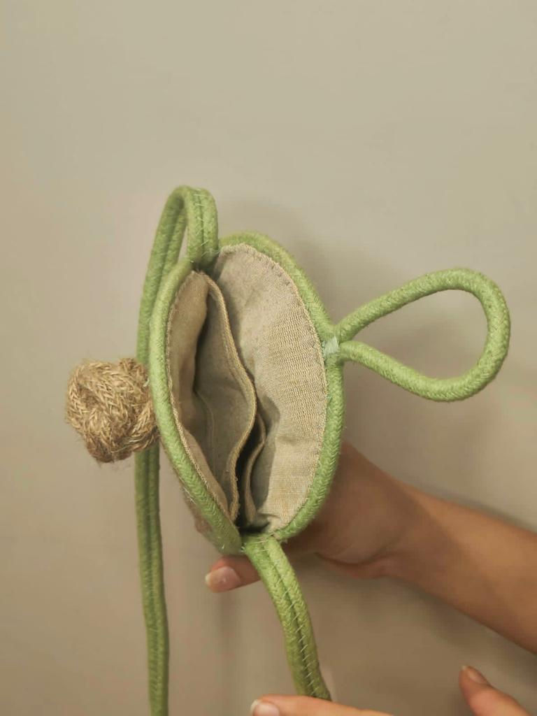 Thumbnail: Mobile Pouch