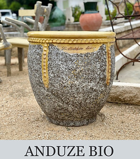 La Madeleine D'Anduze Bio pottery