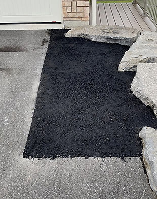 Barrie Driveway Residential Asphalt Patch and Repair.jpg
