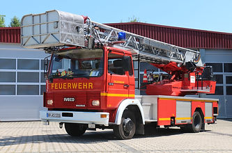 Drehleiter mit Korb 18/12