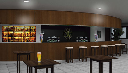 Bar com balcão de madeira, bancos e logo SPORTING