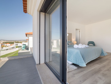 Benefits of large windows in your home in Portugal