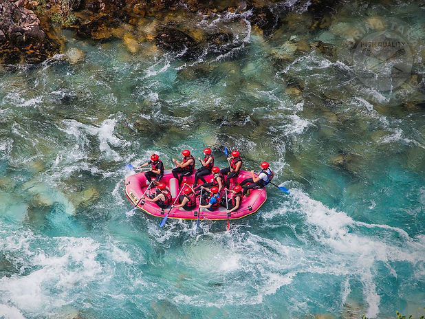 rafting-tara-bg-header-1_edited.jpg