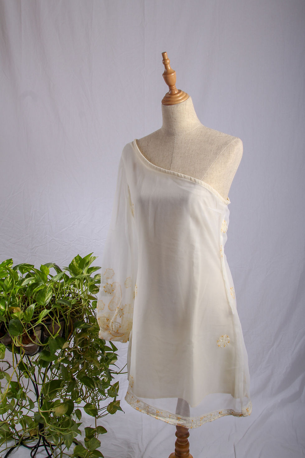 Thumbnail: Dikshi 001