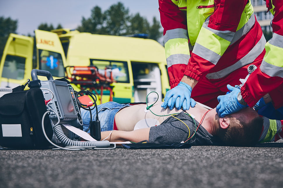 CPR prehospital image