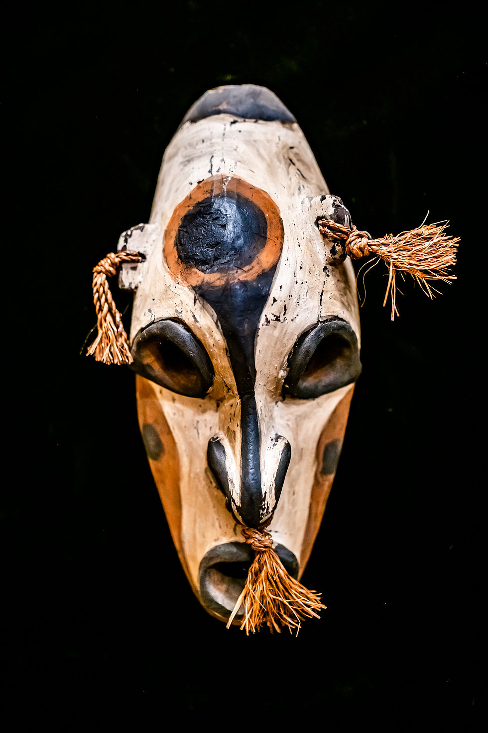 Thumbnail: WOMBUM VILLAGE CANOE MASK - PAPUA NEW GUINEA