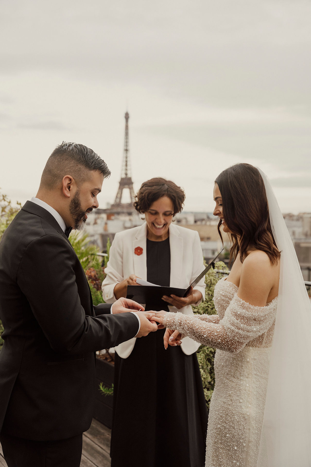 intimate editorial wedding shots