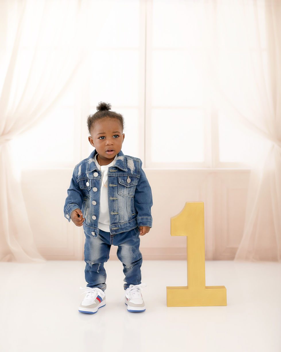 Neutral window photography backdrop with flowing sheer curtains and soft natural light at Shutter Swan Studios in Lakeland, FL for newborn and maternity photos