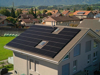 Zwei Haushalte, ein Ziel: maximale Sonnenenergie