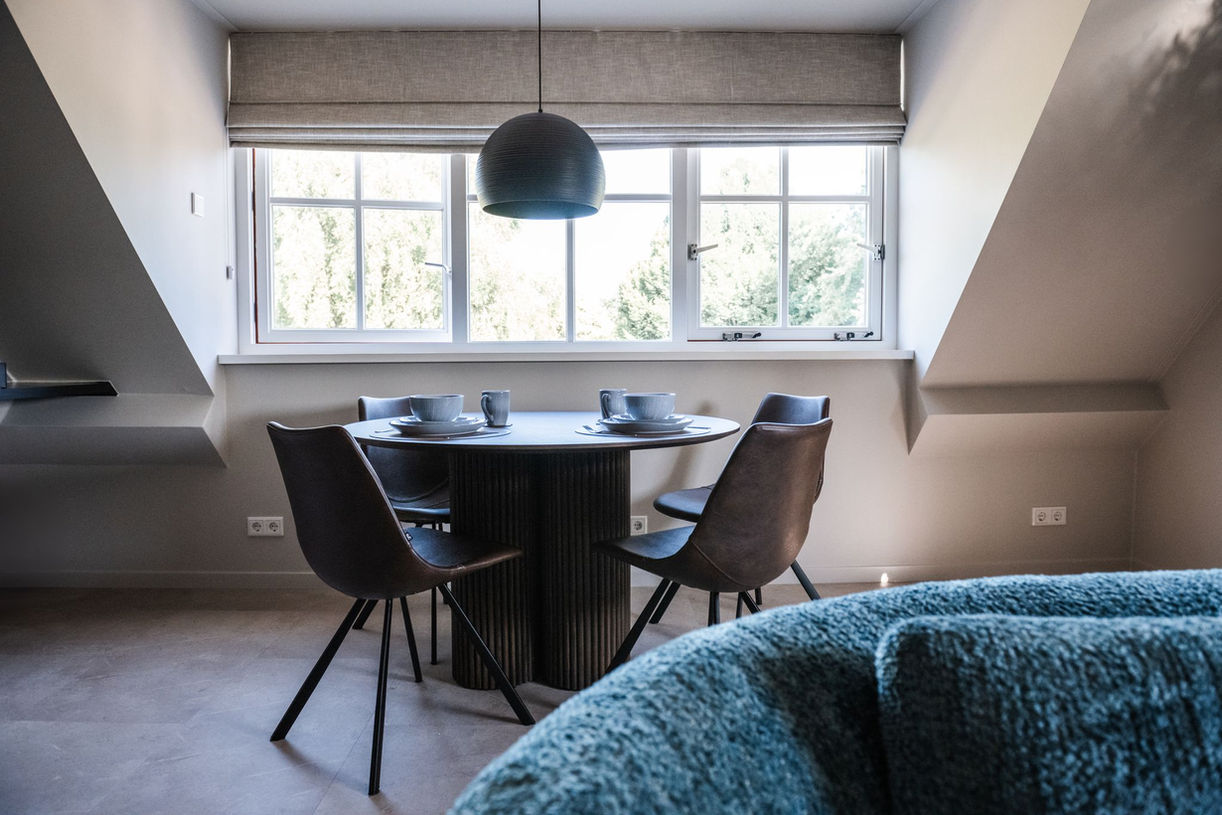 Volledig uitgeruste keuken in Zeeuws appartement