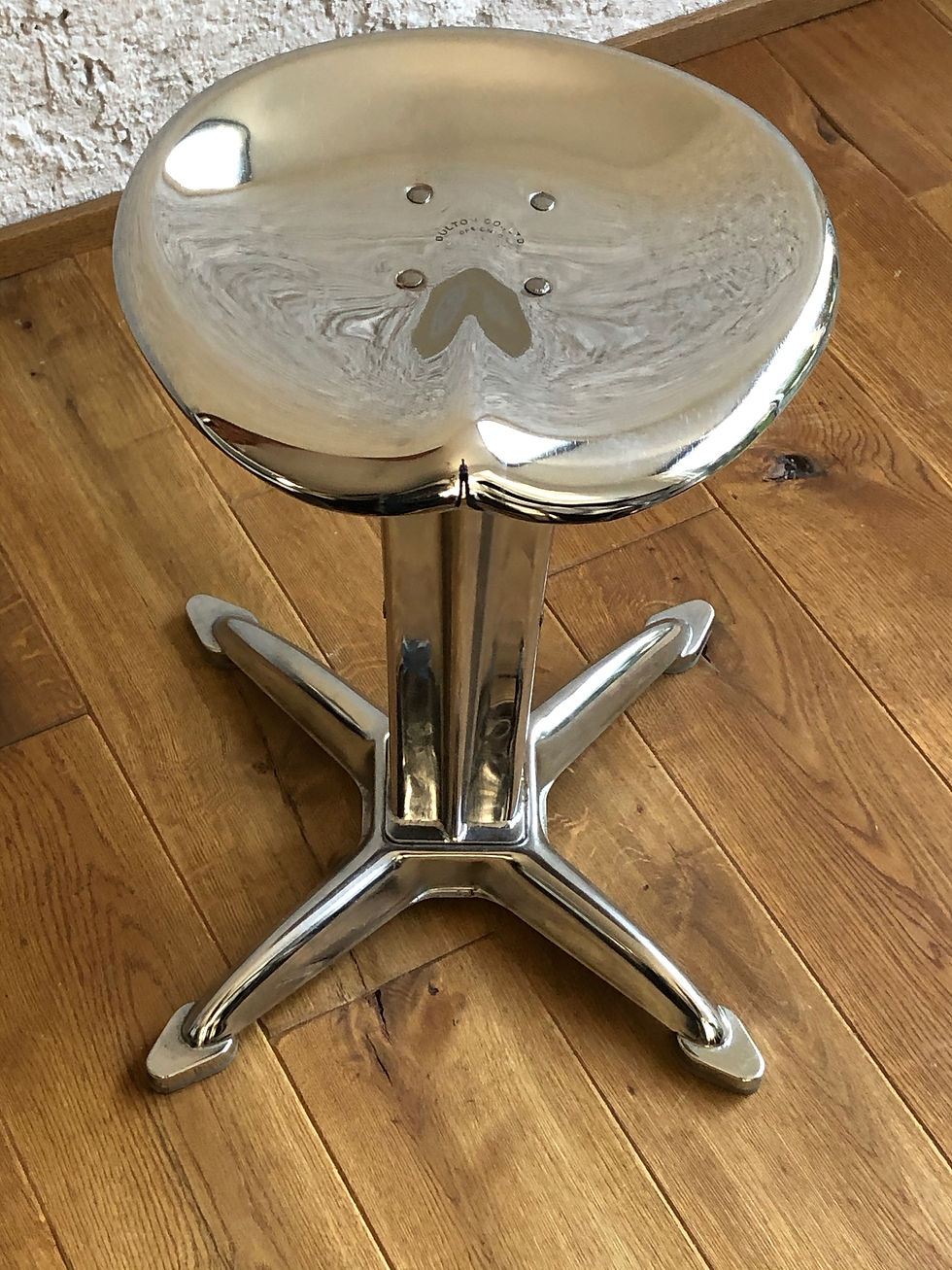 Miniaturbild: Stuhl vonYasu Sasamato