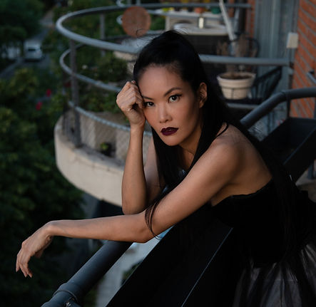 Delia Hou Photo.jpg