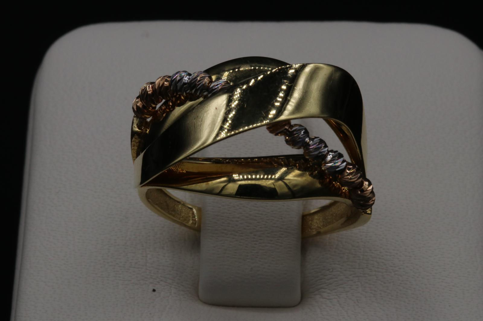 18k Gold Ring