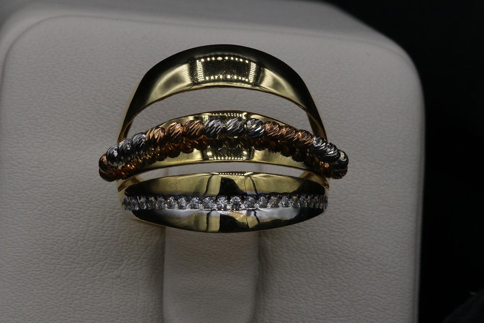 18k Gold Ring
