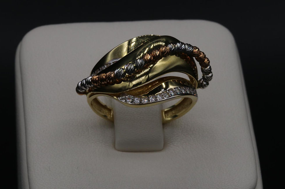 18k Gold Ring