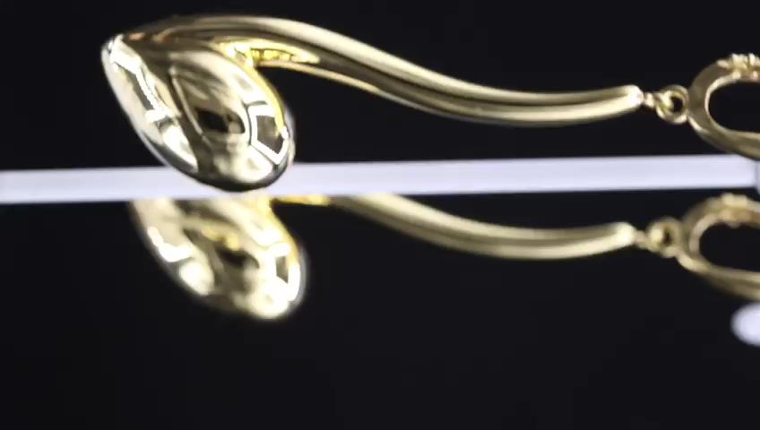 Thumbnail: Diamond Jewellery 18K Gold Earrings