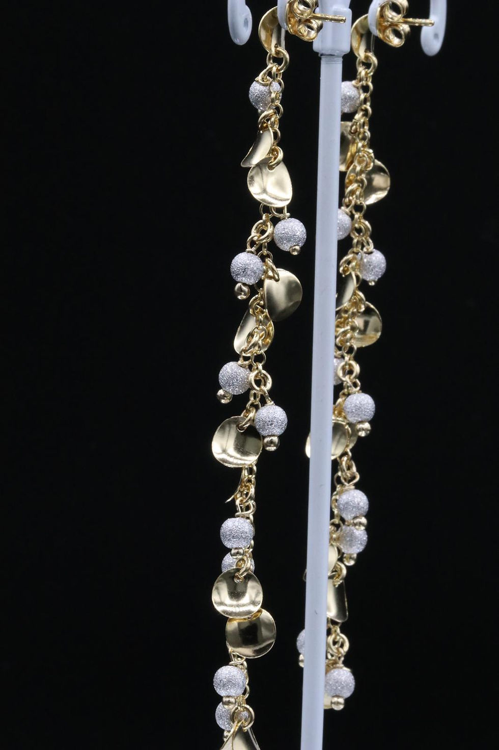 Thumbnail: Diamond Jewellery 18K Gold Earrings