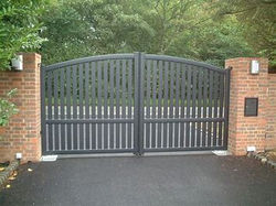 Driveway gate