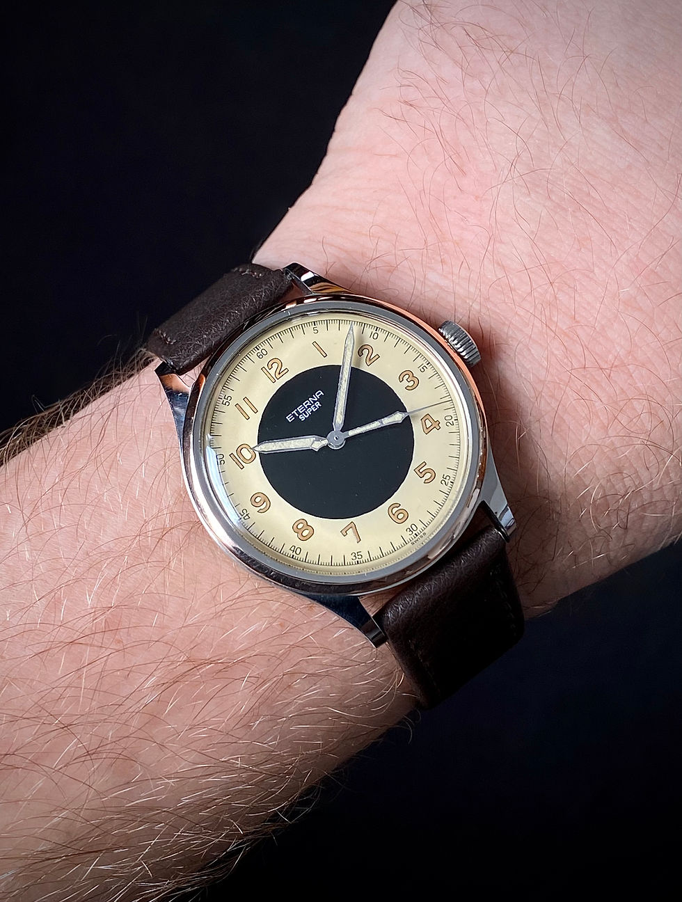 Thumbnail: 1940 Eterna oversized Reverse Tuxedo dial Luminous central second watch cal 852S