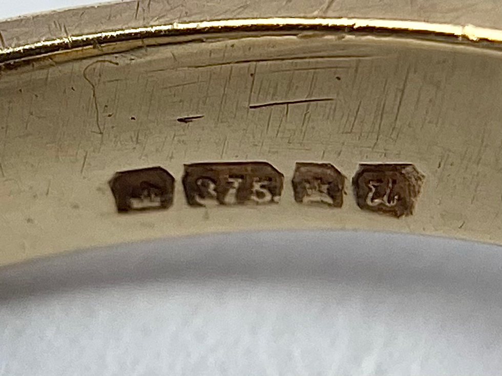 Thumbnail: 1994 9ct Gold Gents Bloodstone Signet ring London assay 5.6g Size T