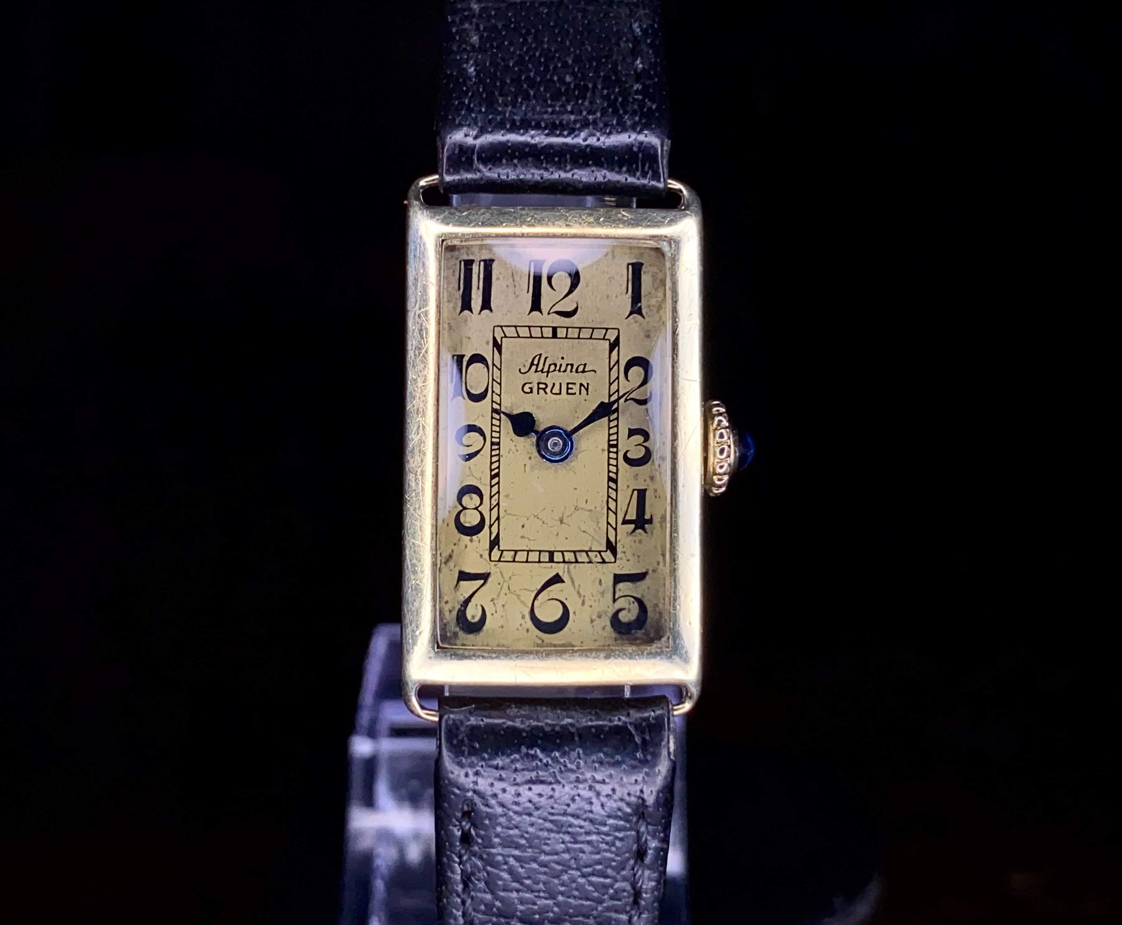 1930s Art Deco Ladies Alpina Gruen 14k gold tank watch, Gruen 833