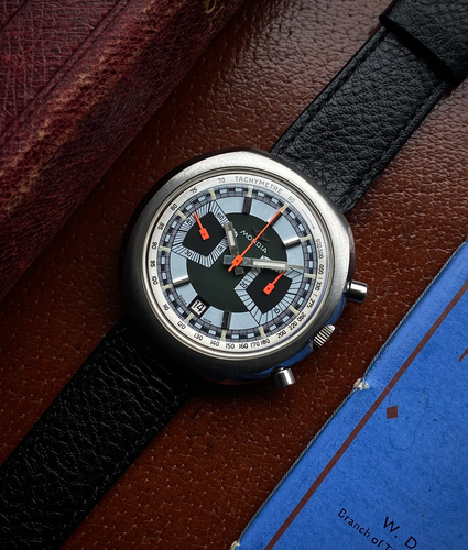 1970s Mondia Oversized chronograph watch ref 02.809.60 Green