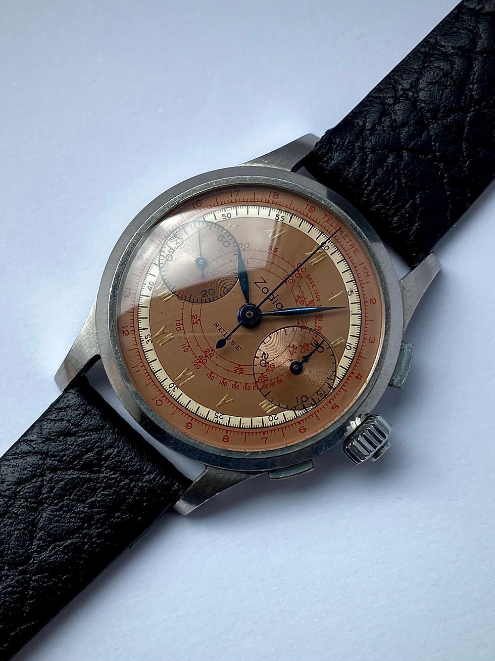 Thumbnail: 1930s Zodiac Salmon dial 34mm Steel case Chronograph watch Landeron 47
